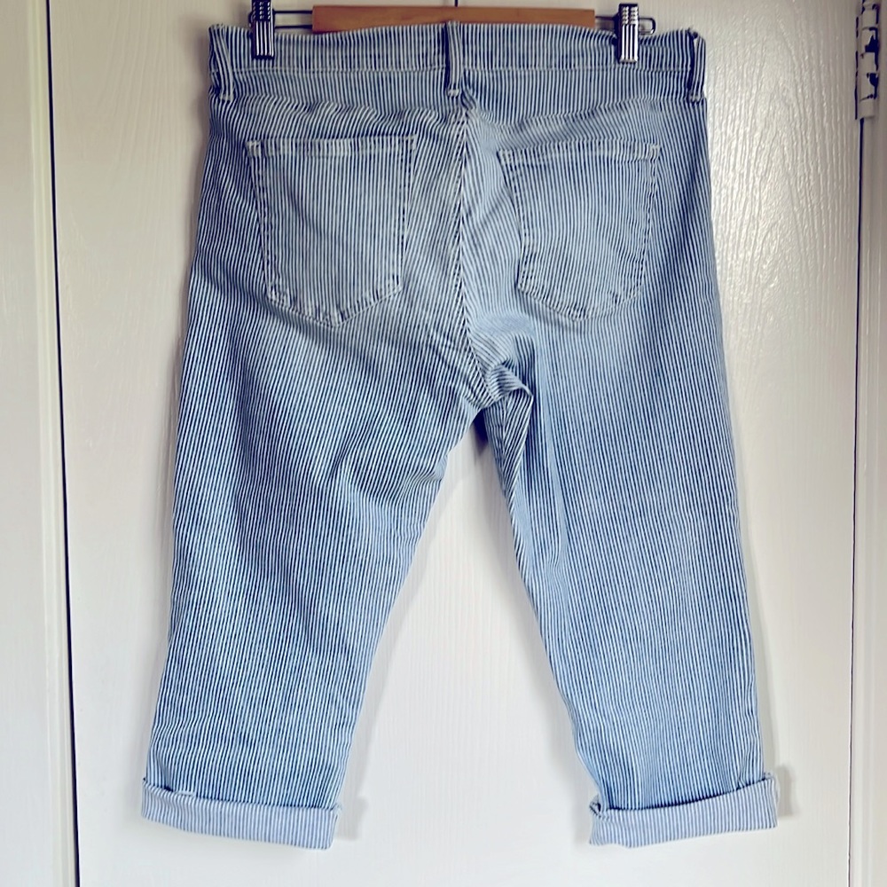 Denim bundle: GAP True Skinny Blue/White Stripe + Mossimo curvy skinny - Picture 3 of 8